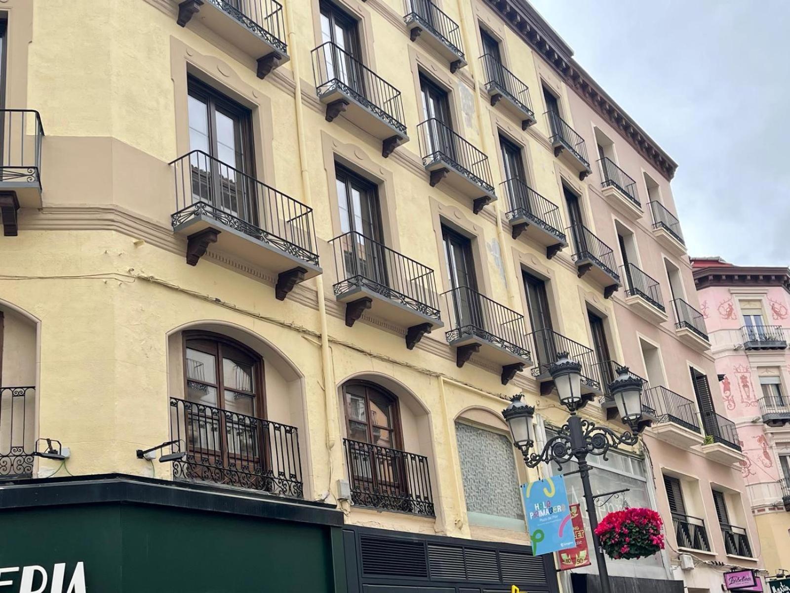Alfonso I El Batallador Saragossa Exterior foto